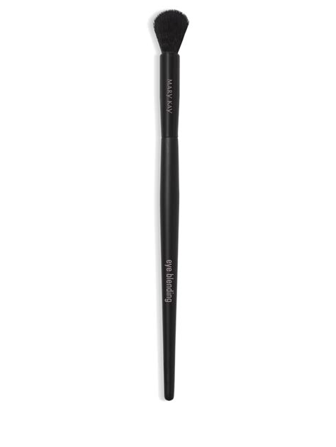 mary kay eye blending brush.